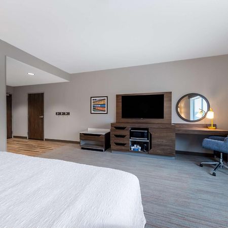 Hampton Inn Kansas City Southeast, Mo エクステリア 写真