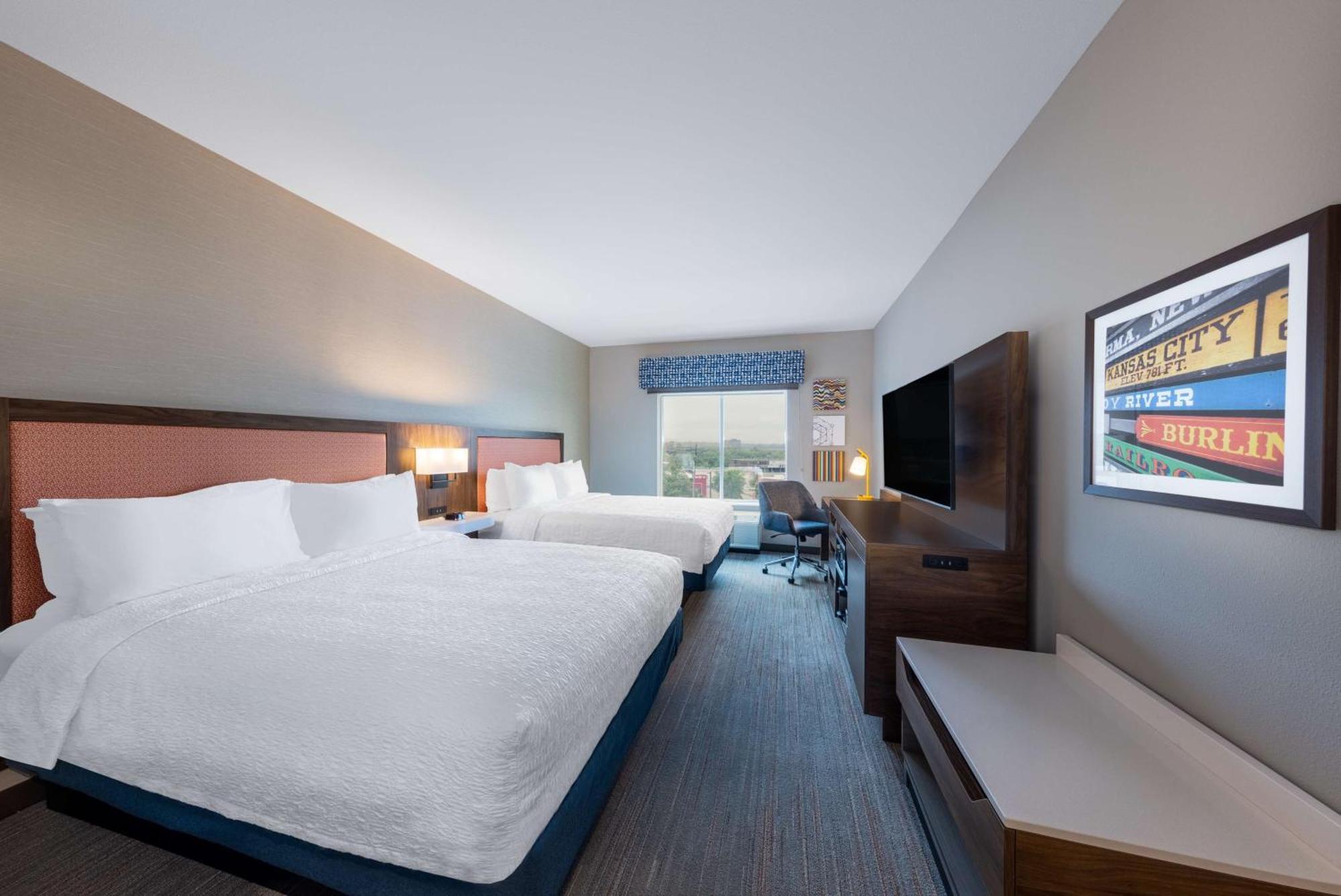 Hampton Inn Kansas City Southeast, Mo エクステリア 写真
