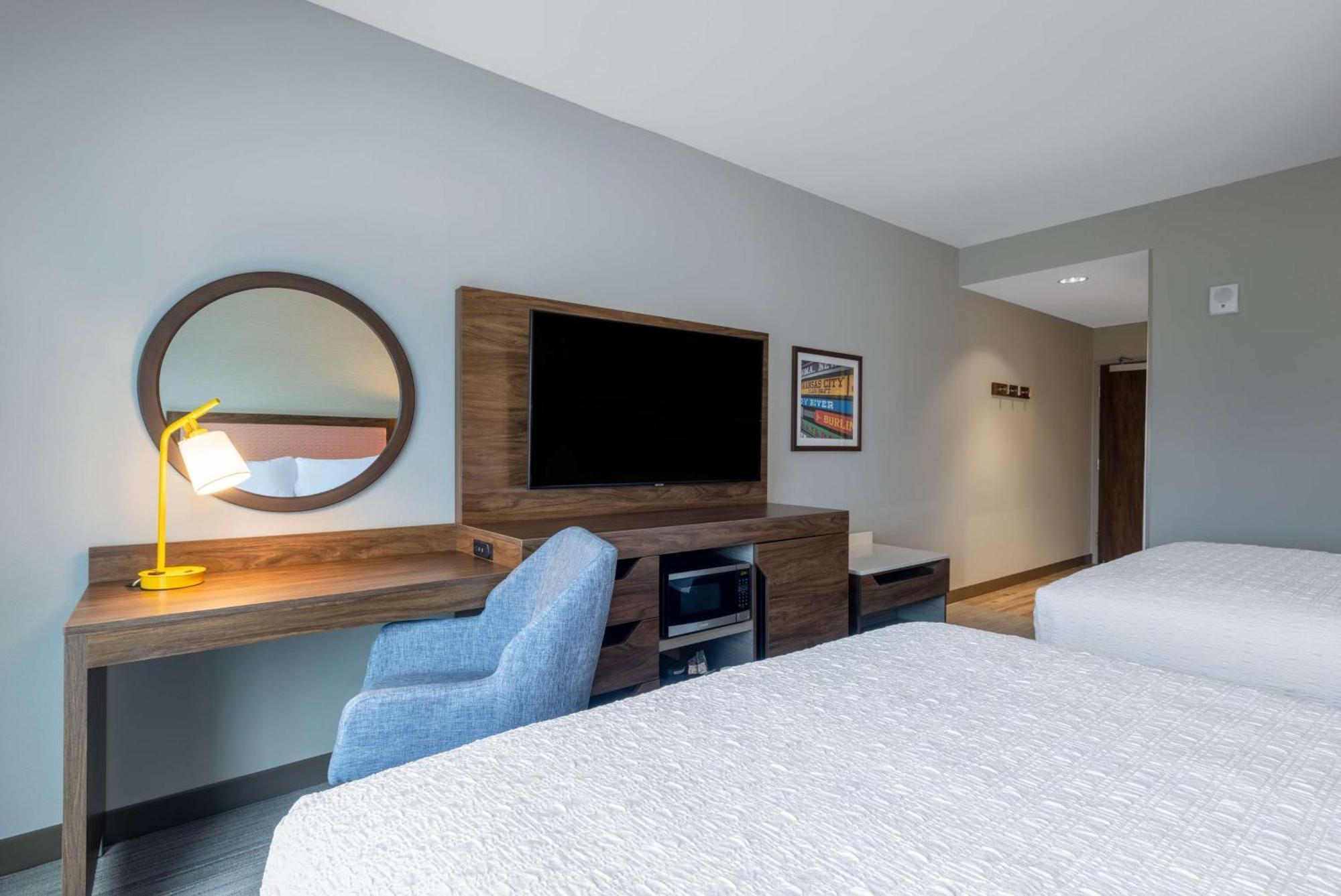 Hampton Inn Kansas City Southeast, Mo エクステリア 写真