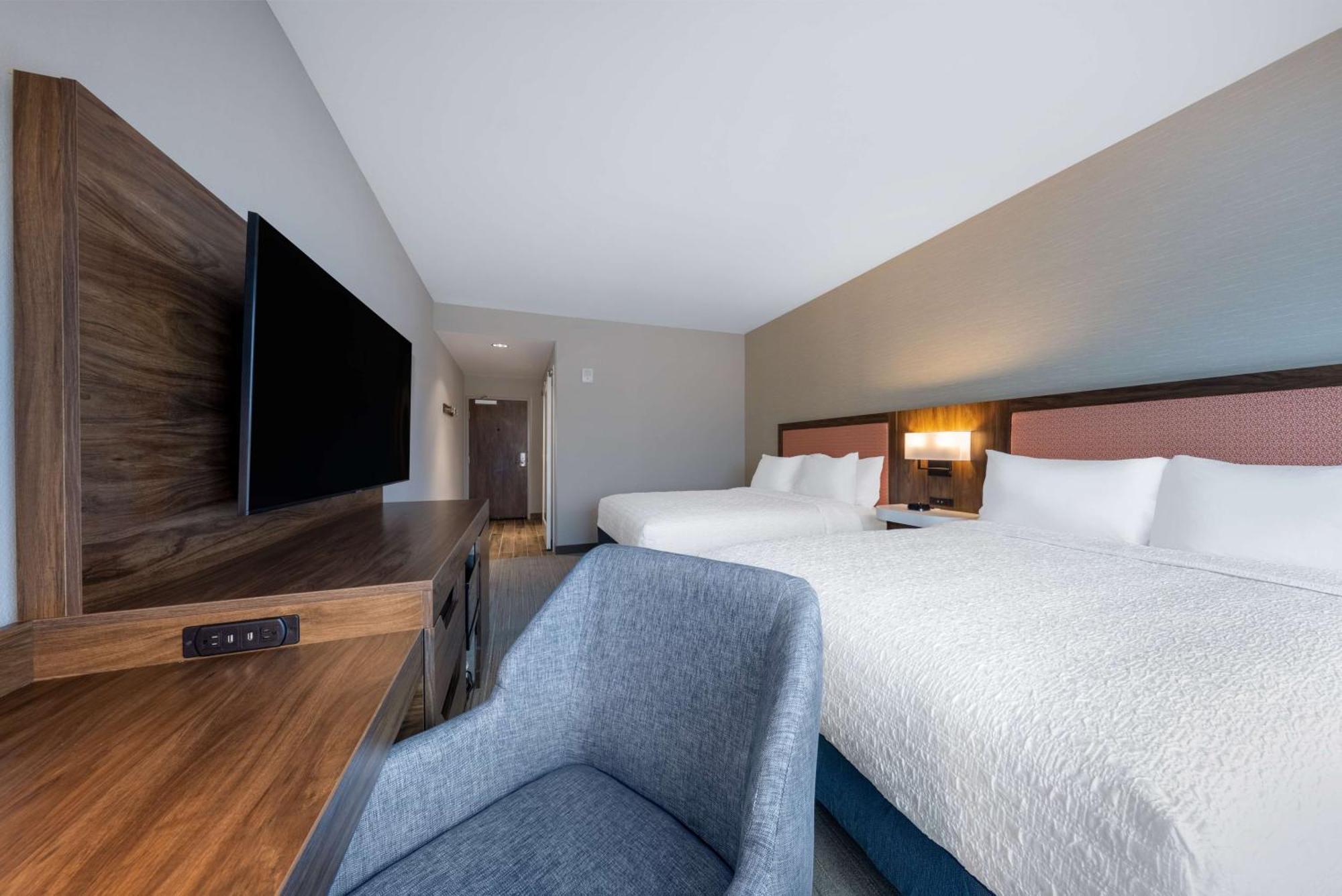Hampton Inn Kansas City Southeast, Mo エクステリア 写真